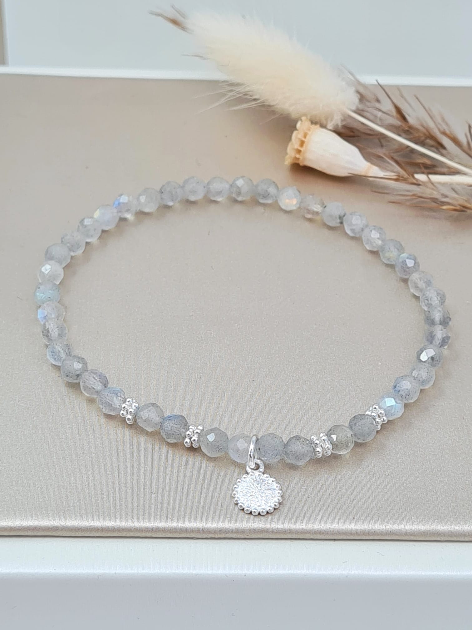 Labradorit Armband mit rundem Silber Anhänger (DAB 183)