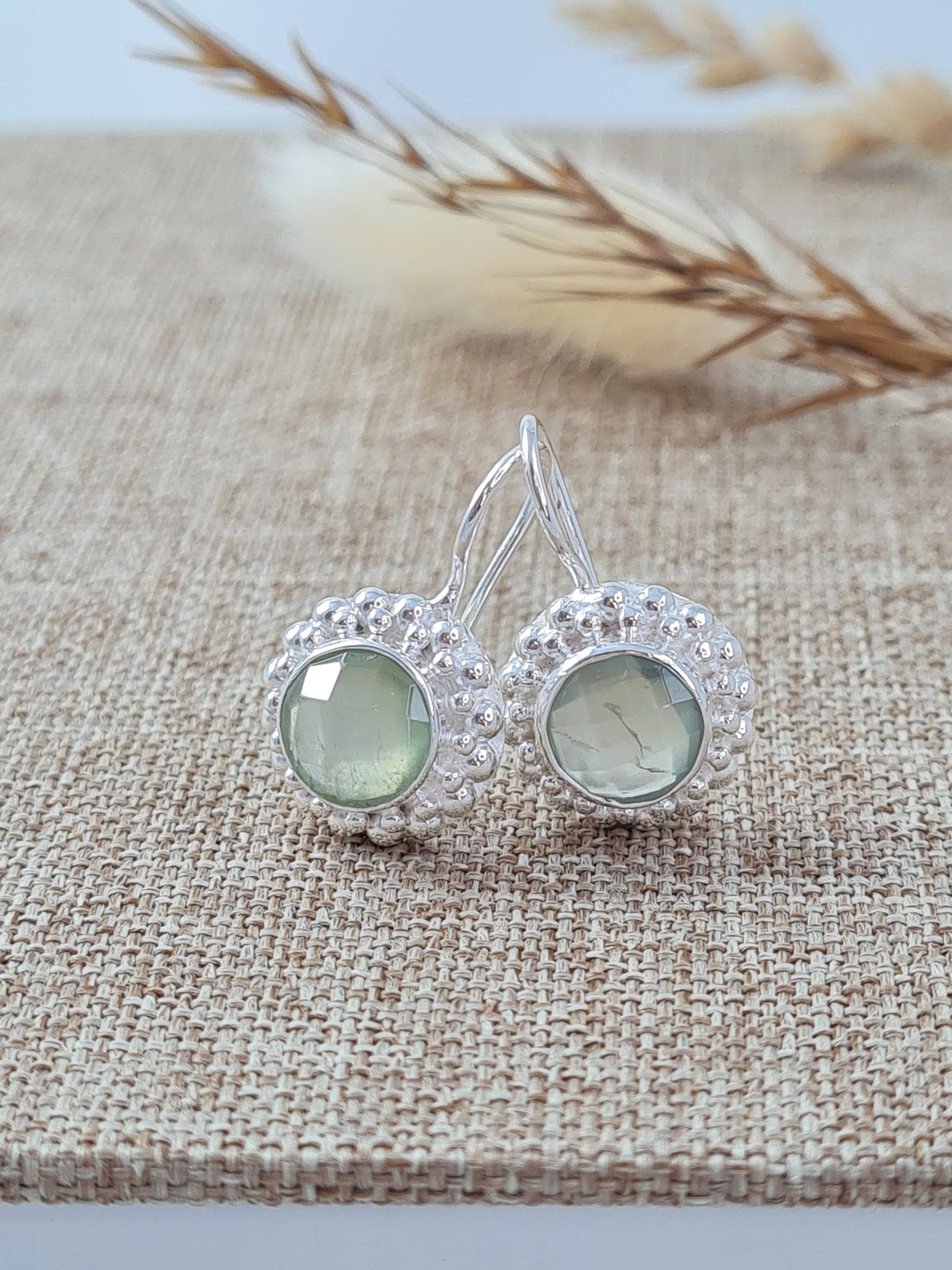 Prehnit Ohrringe Silber 925 | Facettierte Edelstein-Ohrringe in zartem Grün (DOS 153)