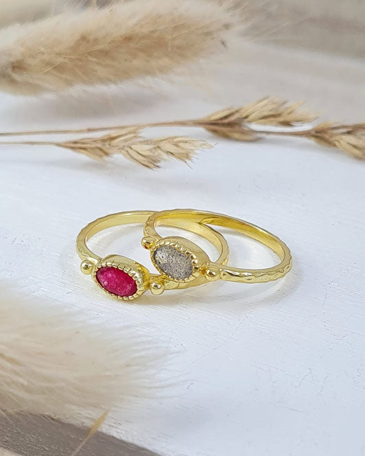 Ringe aus vergoldetem Sterlingsilber 925 und Edelstein (DFR 39)