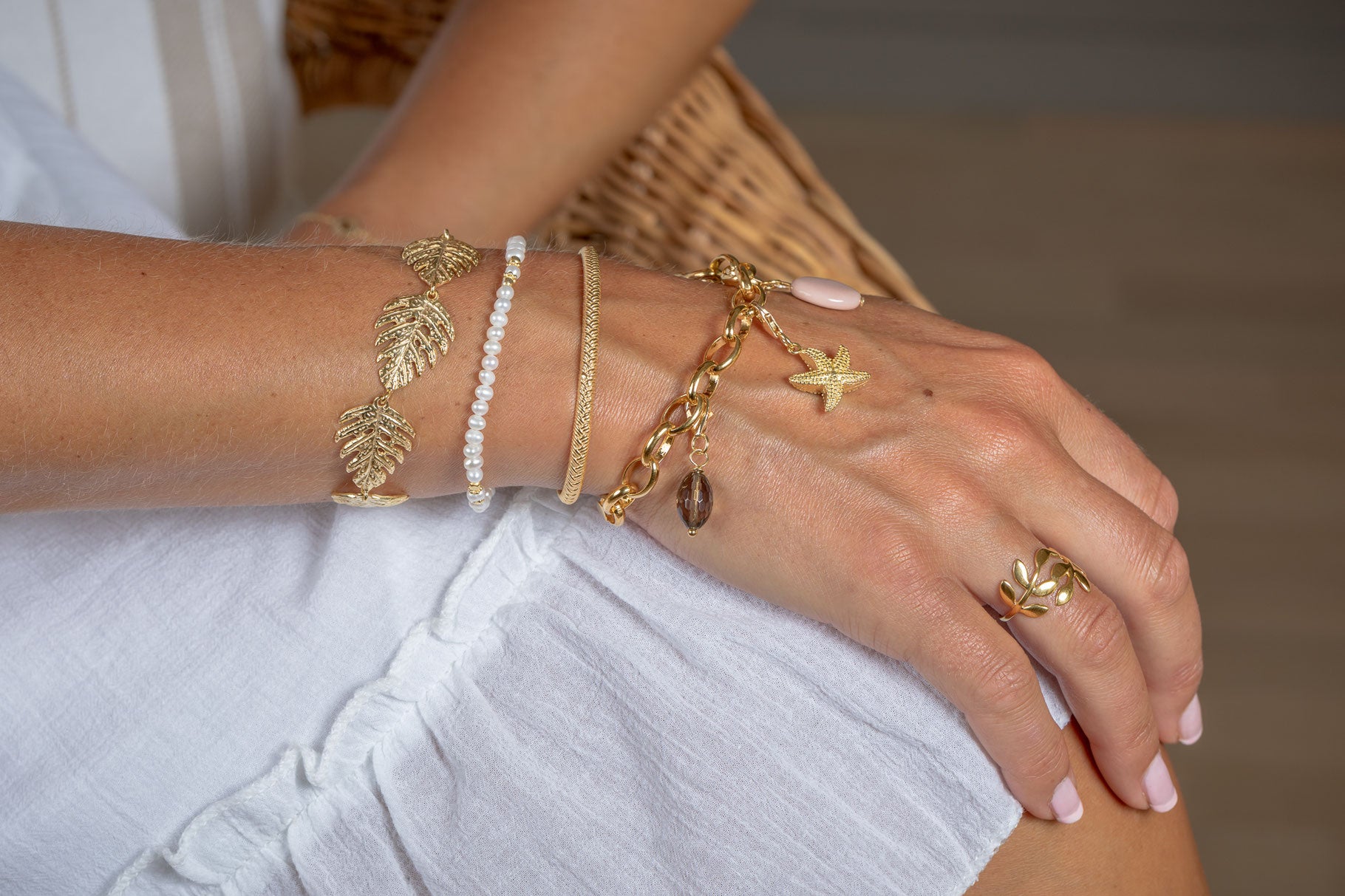 Vergoldetes Glieder-Armband aus 925er Silber mit wechselbaren Charms ( DAB 105)