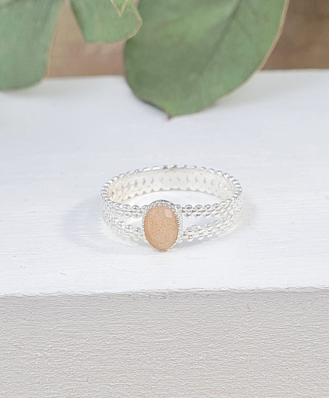 Ring aus Sterlingsilber 925 mit Mondstein oder Labradorit (DFR 58)