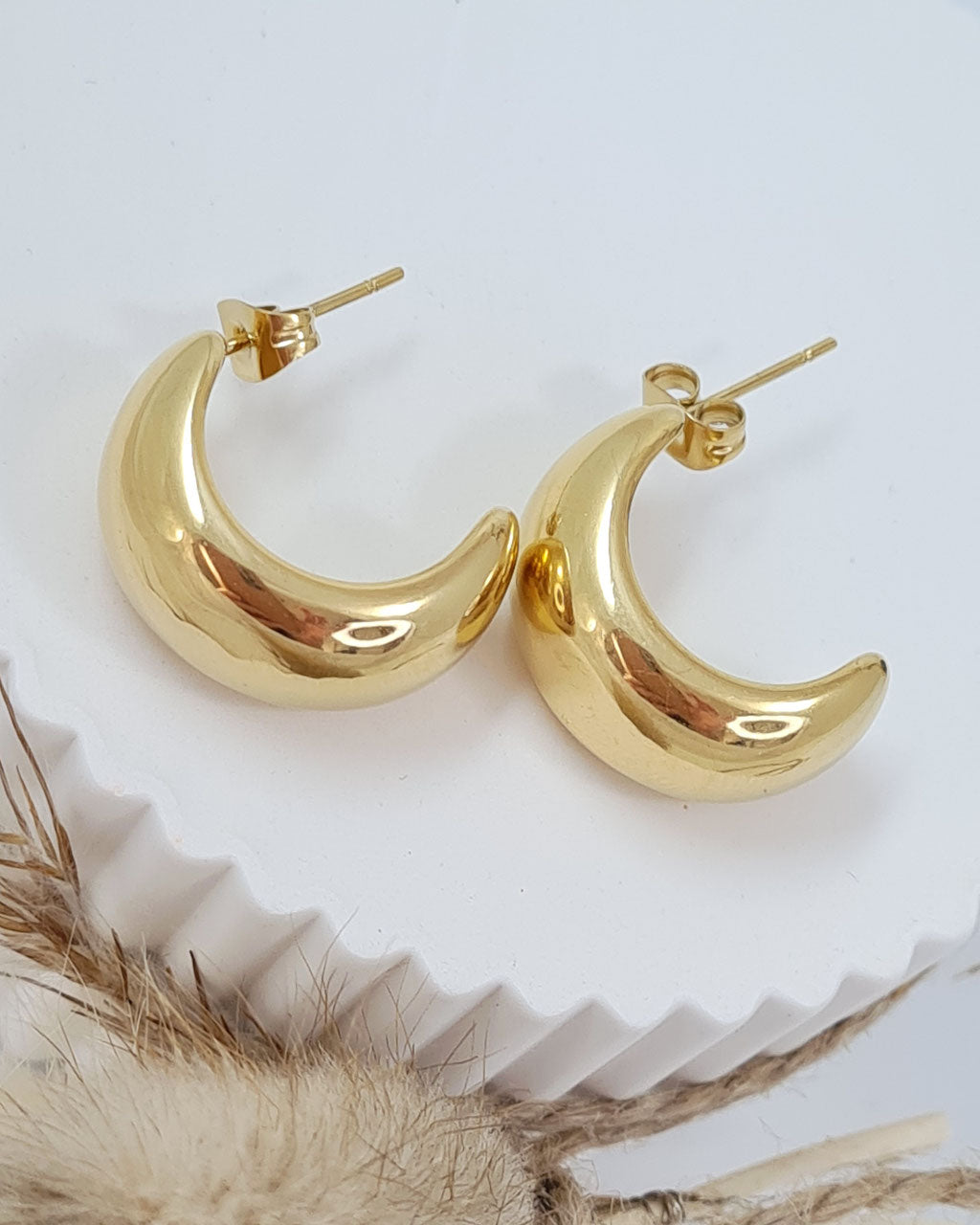 Gold Creolen Damen – breite Edelstahl Hoops vergoldet, wasserfest & hypoallergen (EOS 9)