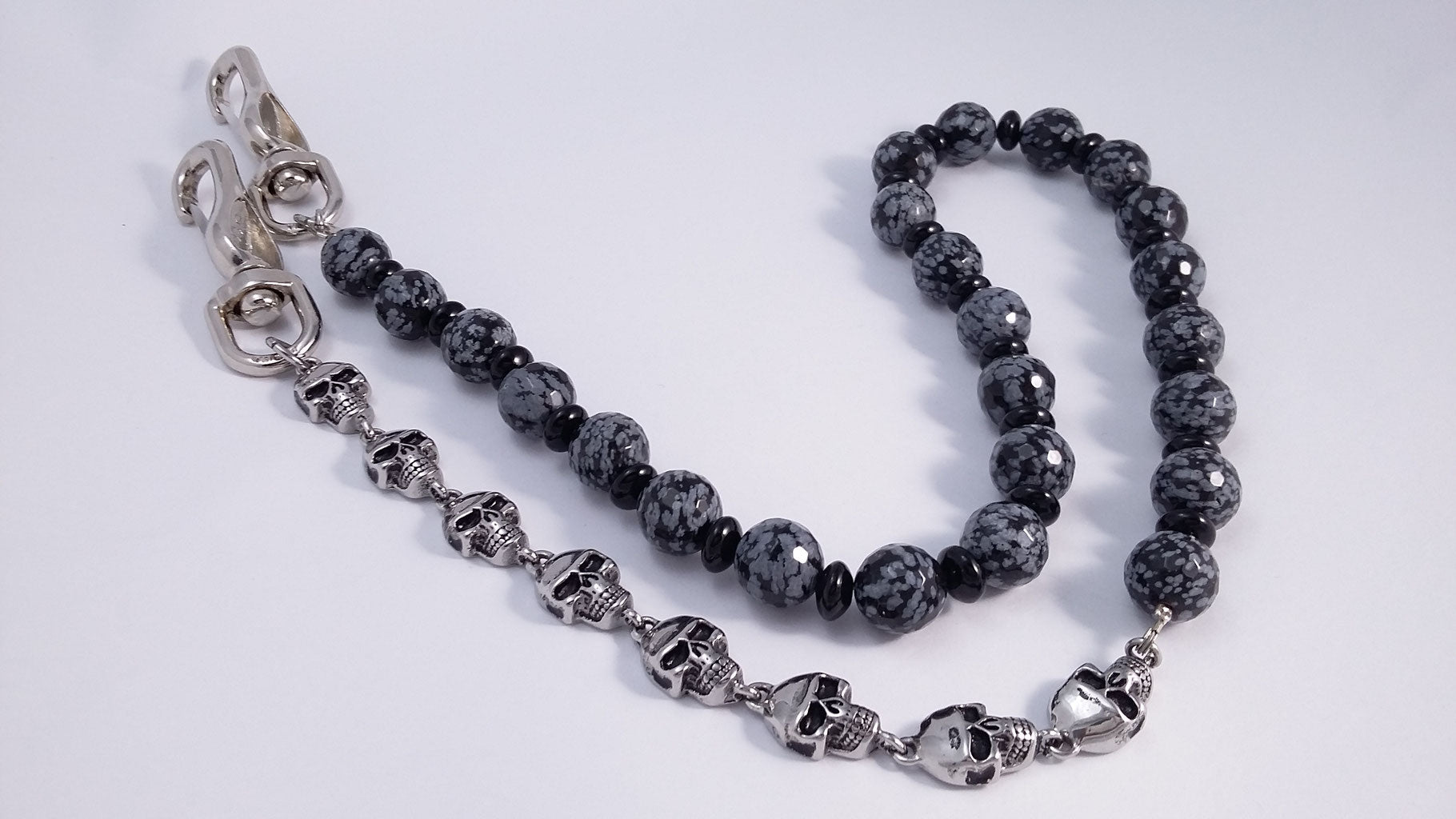 Hosenkette aus Schneeflockenobsidian, Onyx und Edelstahl * (HHK 8)
