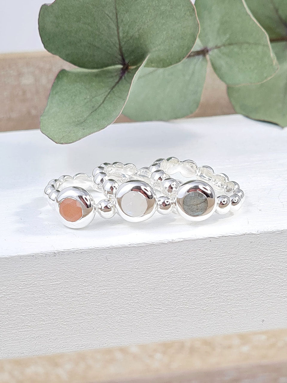 Ring aus Sterlingsilber 925 mit Mondstein oder Labradorit (DFR 57)