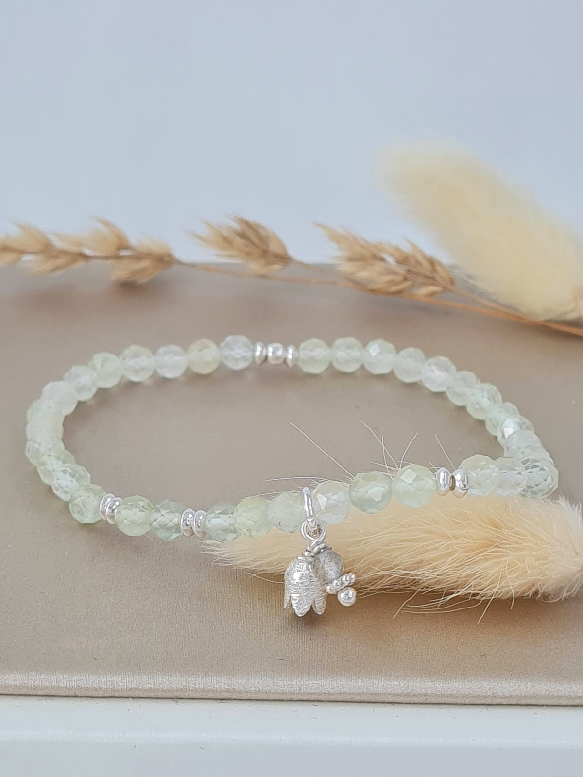 Prehnit Armband mit Tulpe und Labradorit aus 925 Sterling Silber * (DAB 322)