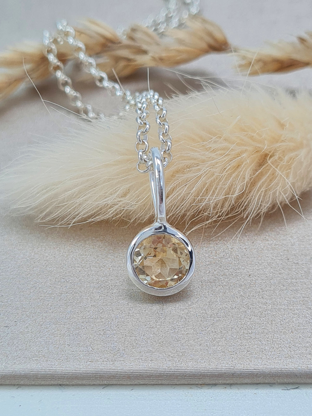 Citrin Halskette 925 Silber – Edelsteinschmuck für Damen (DHS 133)