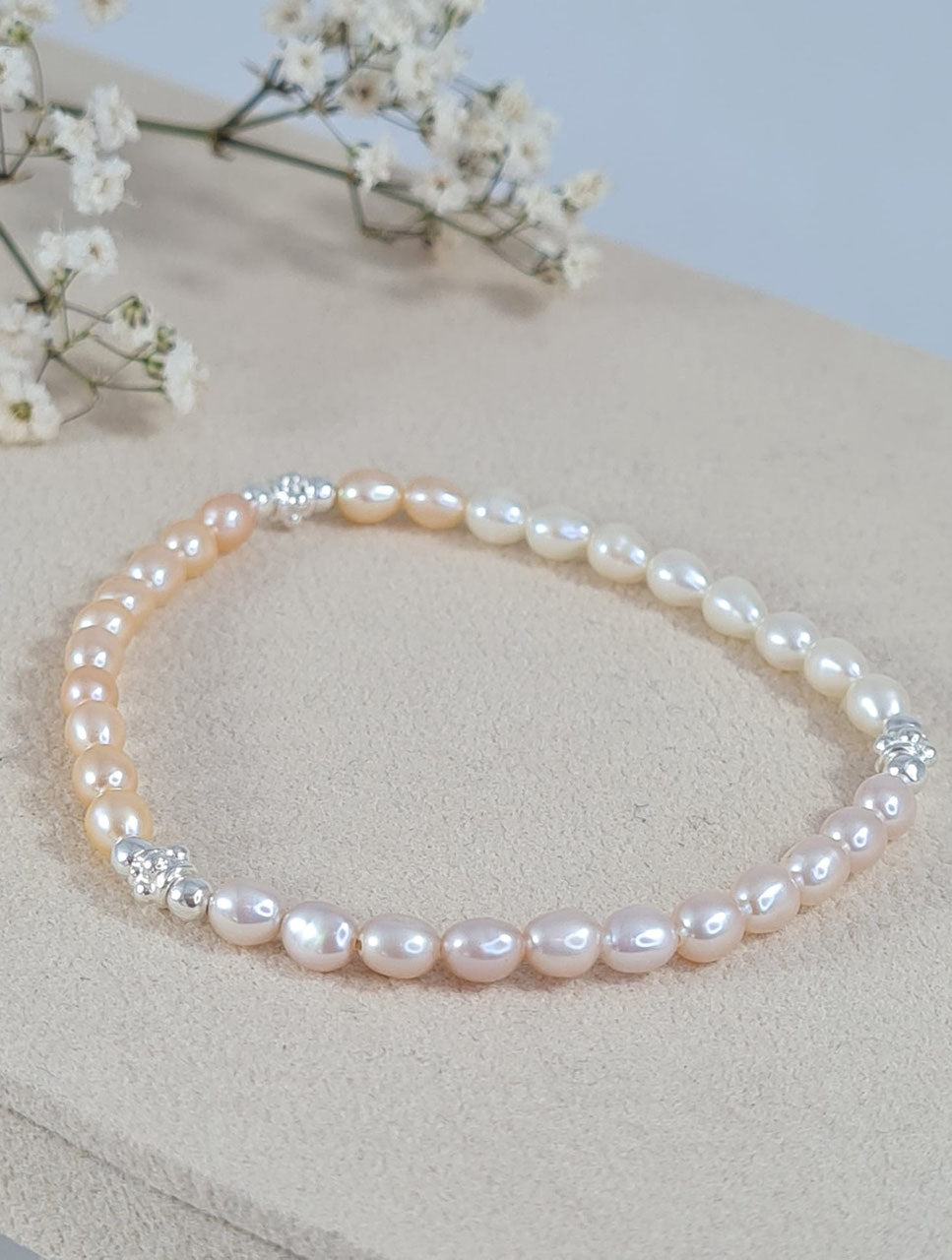 Perlen Armschmuck aus rosa Süsswasserperlen und Silber * (DAB 163)
