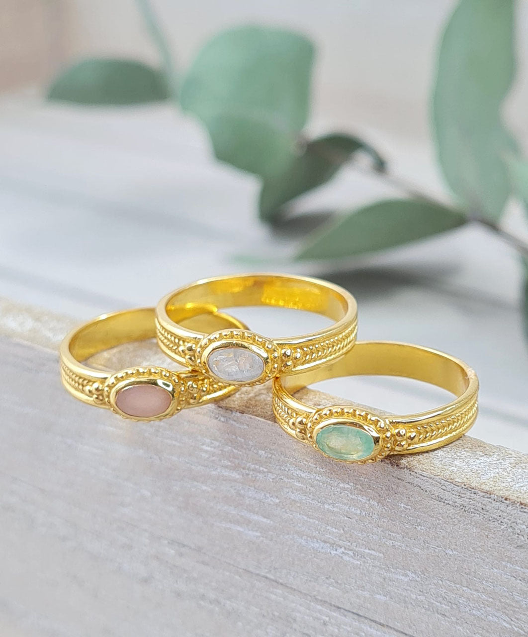 Ringe aus vergoldetem Sterlingsilber 925  und Edelstein (DFR 71)