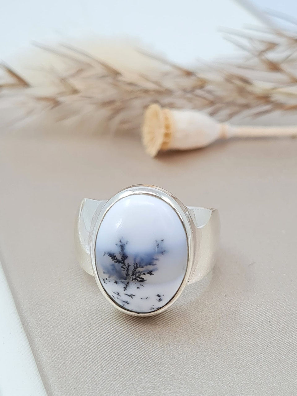 breiter Silber Ring mit Dendriten Opal (DFRS 5)