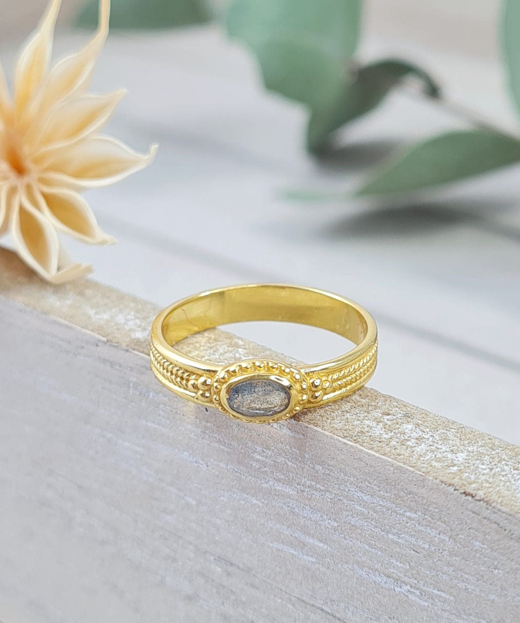 Ringe aus vergoldetem Sterlingsilber 925  und Edelstein (DFR 71)