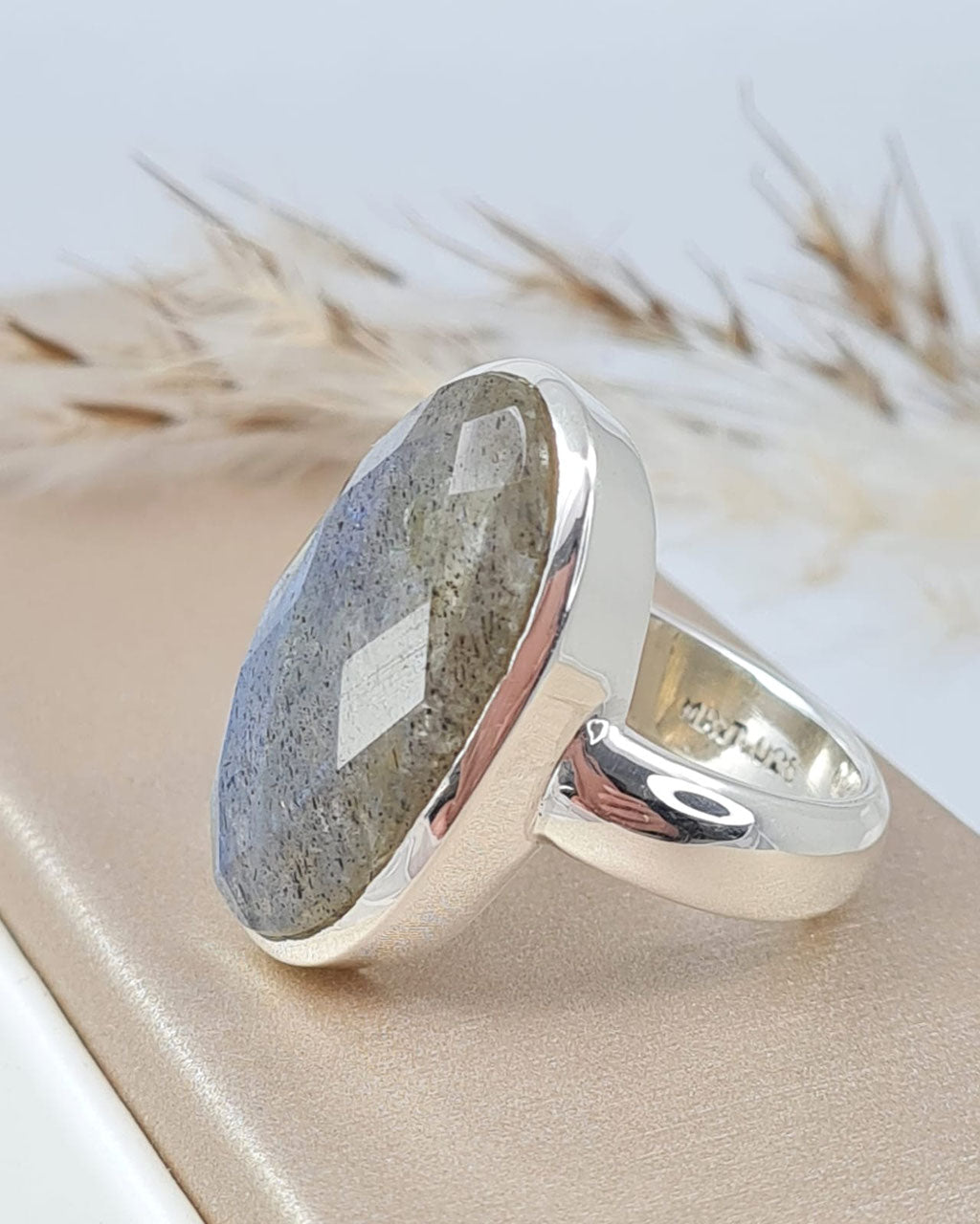 Silber Ring mit Labradorit (DFRS 3)