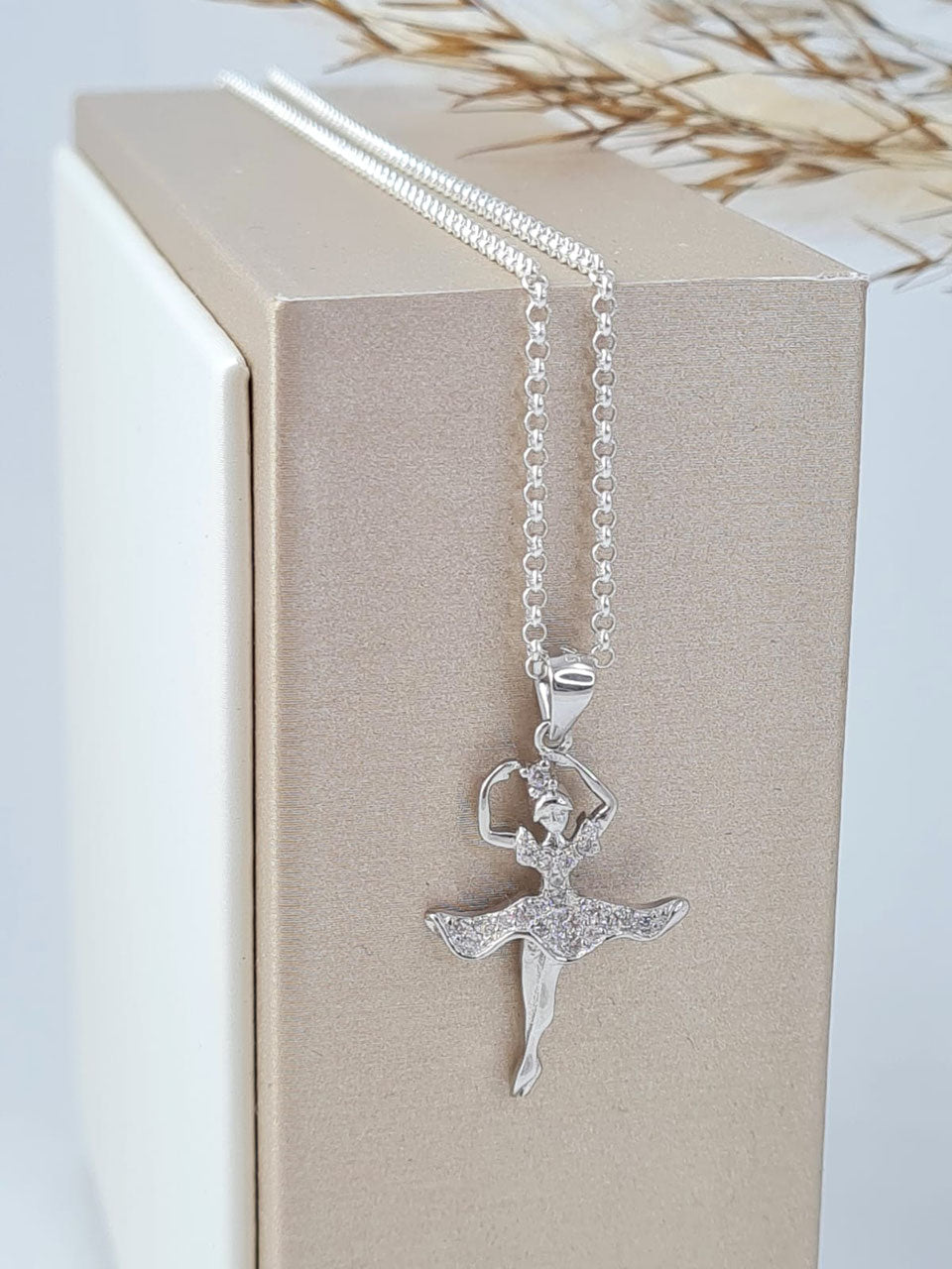 Kinderschmuck - Mädchenkette mit Ballerina Anhänger (KHS 11)