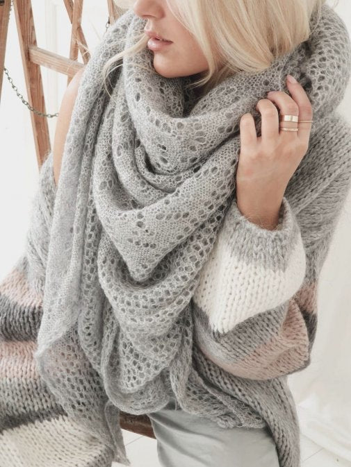 Schal aus Mohair - grau (S 12 )