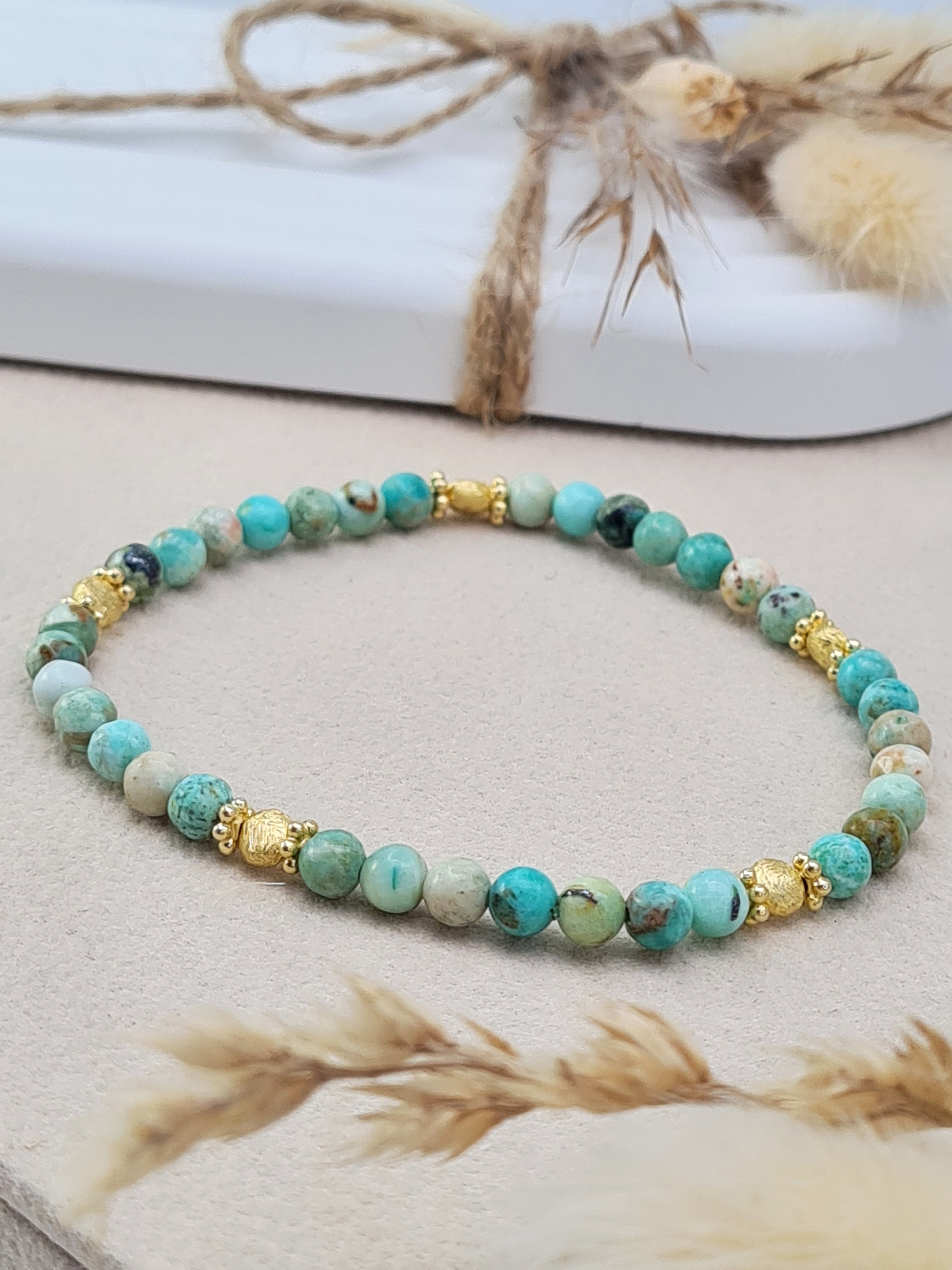 Türkis-Armband mit vergoldeten Silber-Elementen * (DAB 309)
